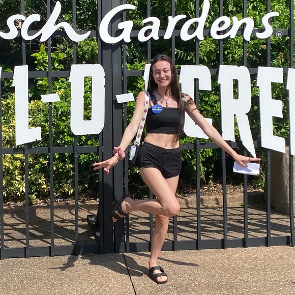 Meet your Posher, Alexis <3 - Picture 12 of 14